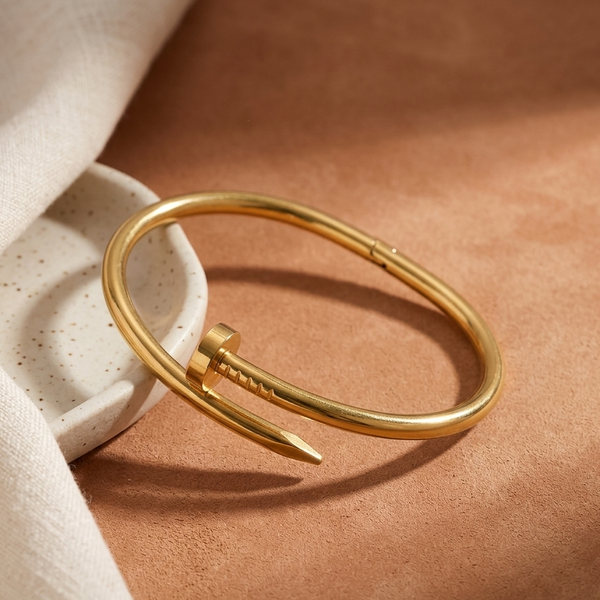 Nail Bracelet (Anti-Tarnish)