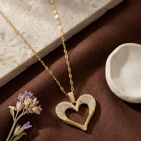 Golden Heart Sparkle Pendant Necklace (Anti-Tarnish)