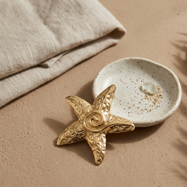 Golden Starfish Statement Earrings (Anti-Tarnish)