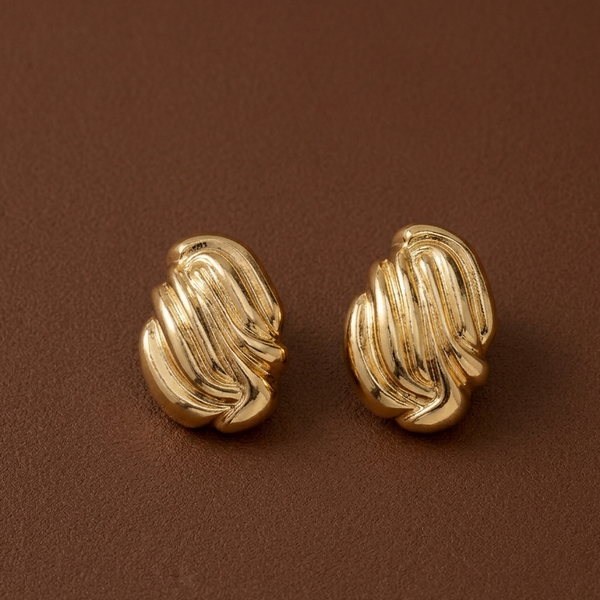 Gold Sculpted Wave Stud Earrings (Anti-Tarnish)