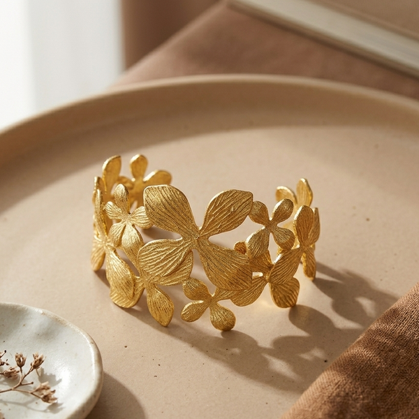 Twist Open Cuff Bracelet (Anti-Tarnish)
