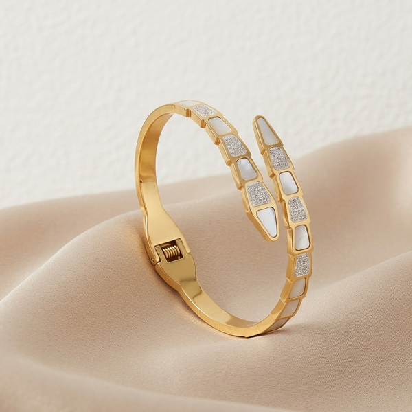 Opulence Wrap Bracelet (Anti-Tarnish)