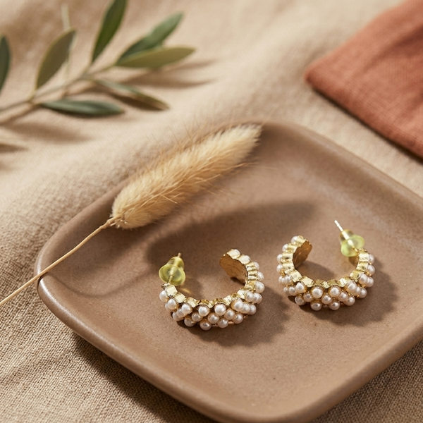 Pearl Crescent Hoop Earrings (Anti-Tarnish)