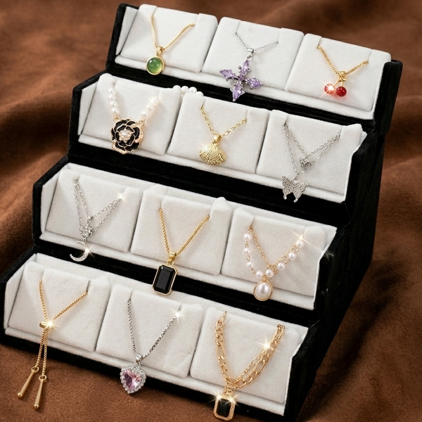Elegant Charm Pendant Necklace Set (Anti Tarnish)