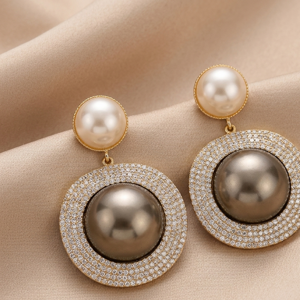 Golden Blush Heart Drop Earrings (Anti-Tarnish)