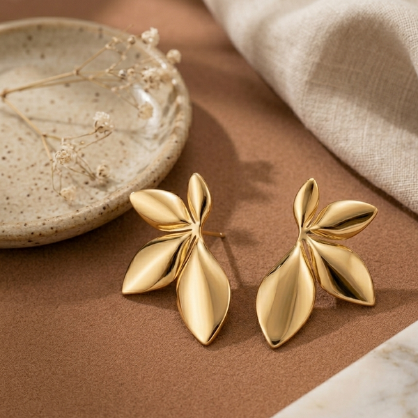 Golden Petal Sculpt Stud Earrings (Anti-Tarnish)