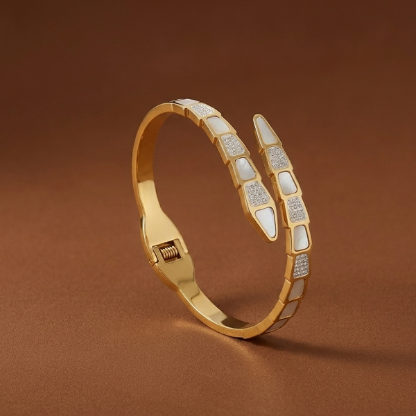 Opulence Wrap Bracelet (Anti-Tarnish)