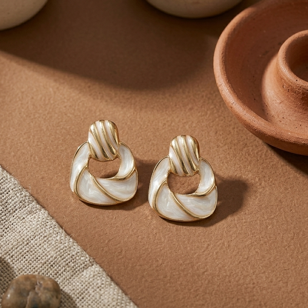 Golden Pearl Wave Statement Earrings (Anti-Tarnish)