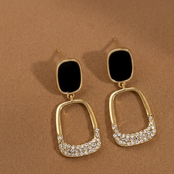 Golden Noir Geometric Drop Earrings (Anti-Tarnish)