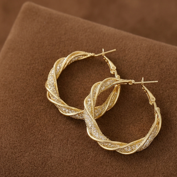 Twisted Elegance Hoop Earrings (Anti-Tarnish)