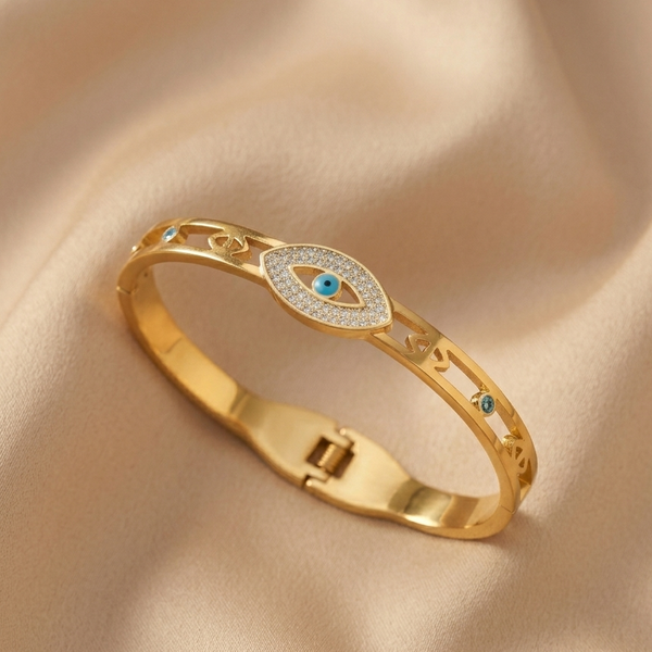 Evil Eye Charm Bracelet (Anti-Tarnish)